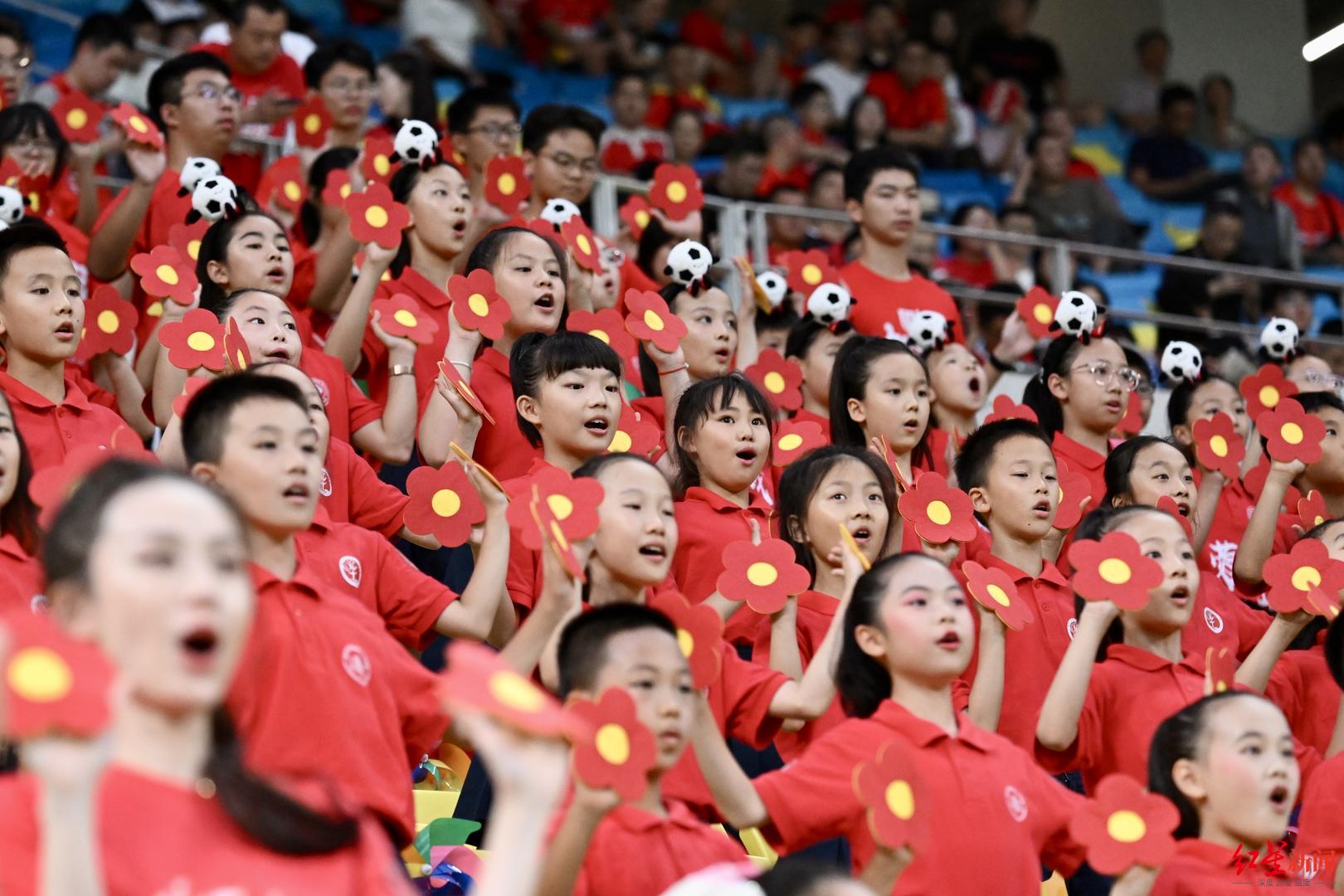 周成都蓉城, 费利佩在禁 周成都蓉城, 费利佩在禁